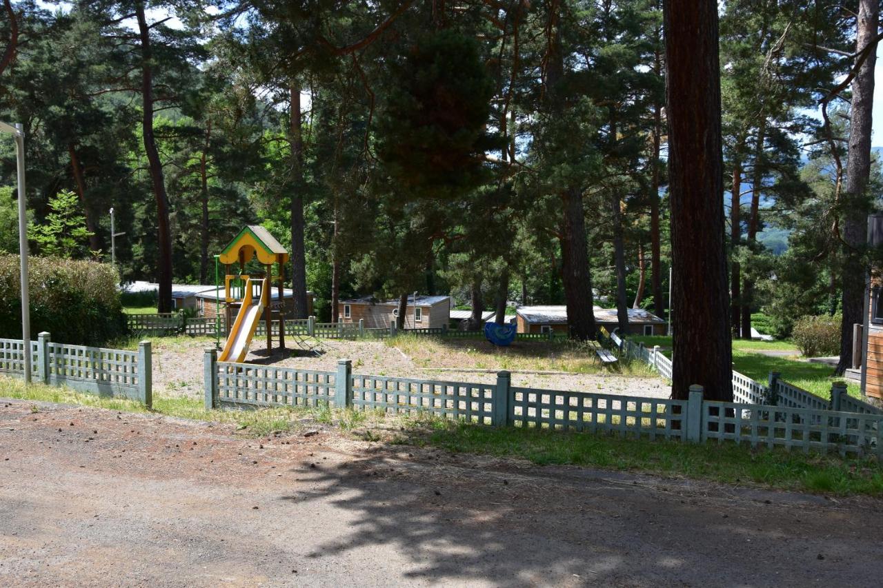 Camping Domaine Du Lac Chambon Murol Εξωτερικό φωτογραφία